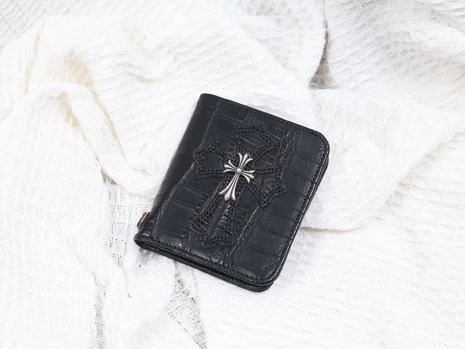Складной кошелек Chrome Hearts из кожи крокодила