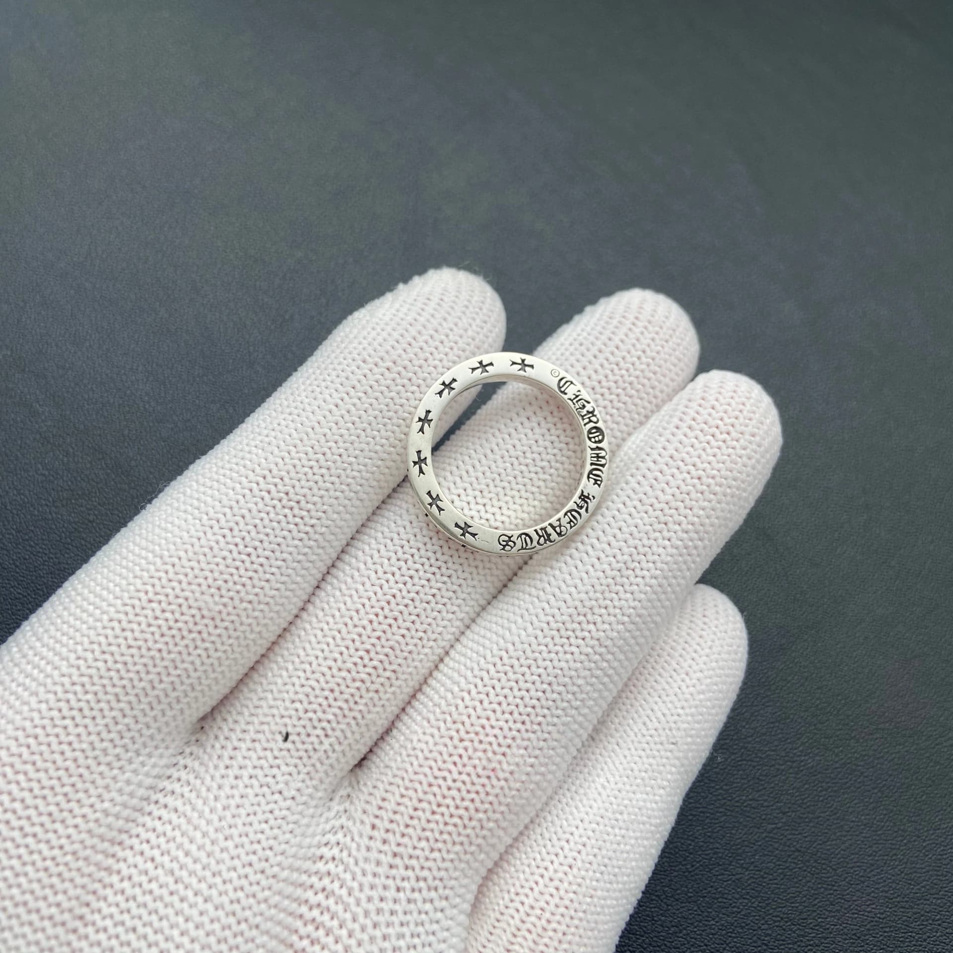 Серебряное кольцо Chrome Hearts Spacer с гравировкой