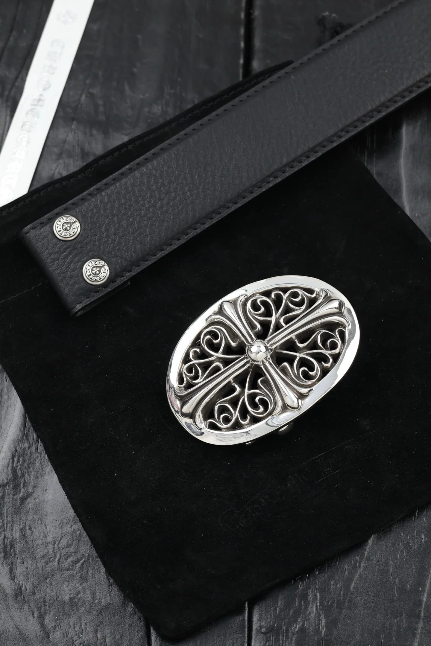 Кожаный ремень с пряжкой Classic Oval Cross