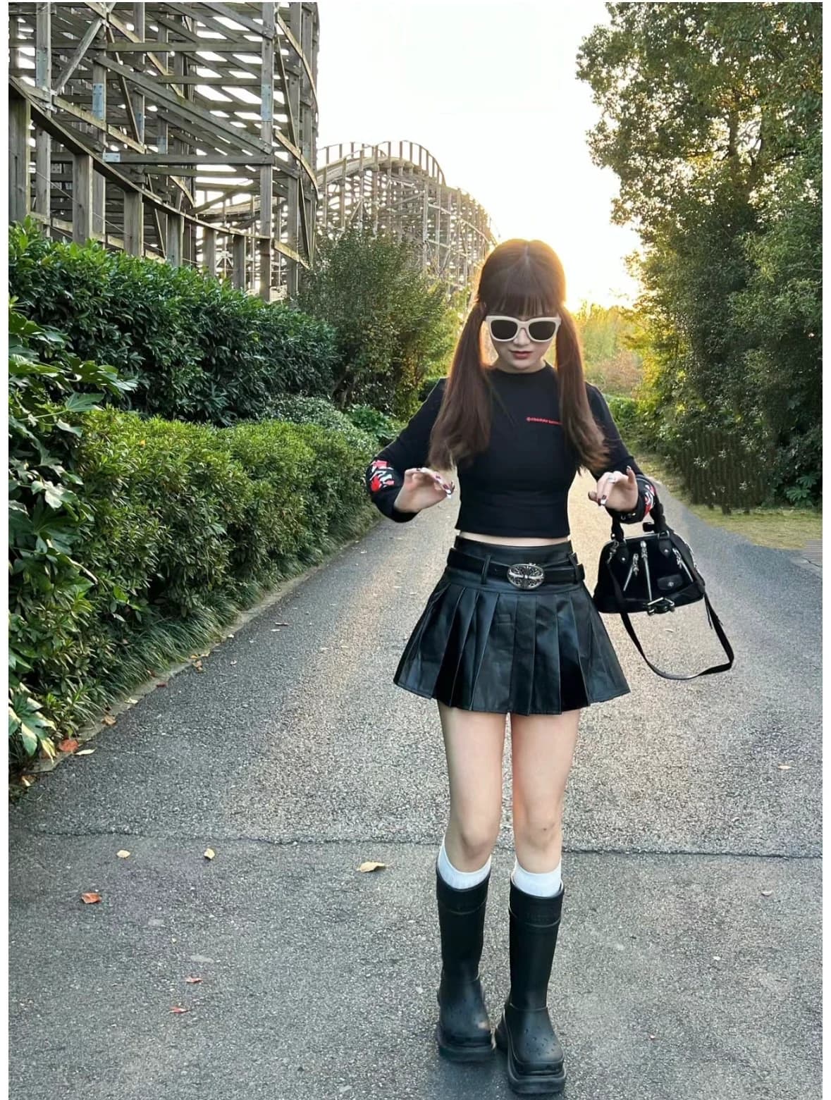 Вид сзади сумки Chrome Hearts замша