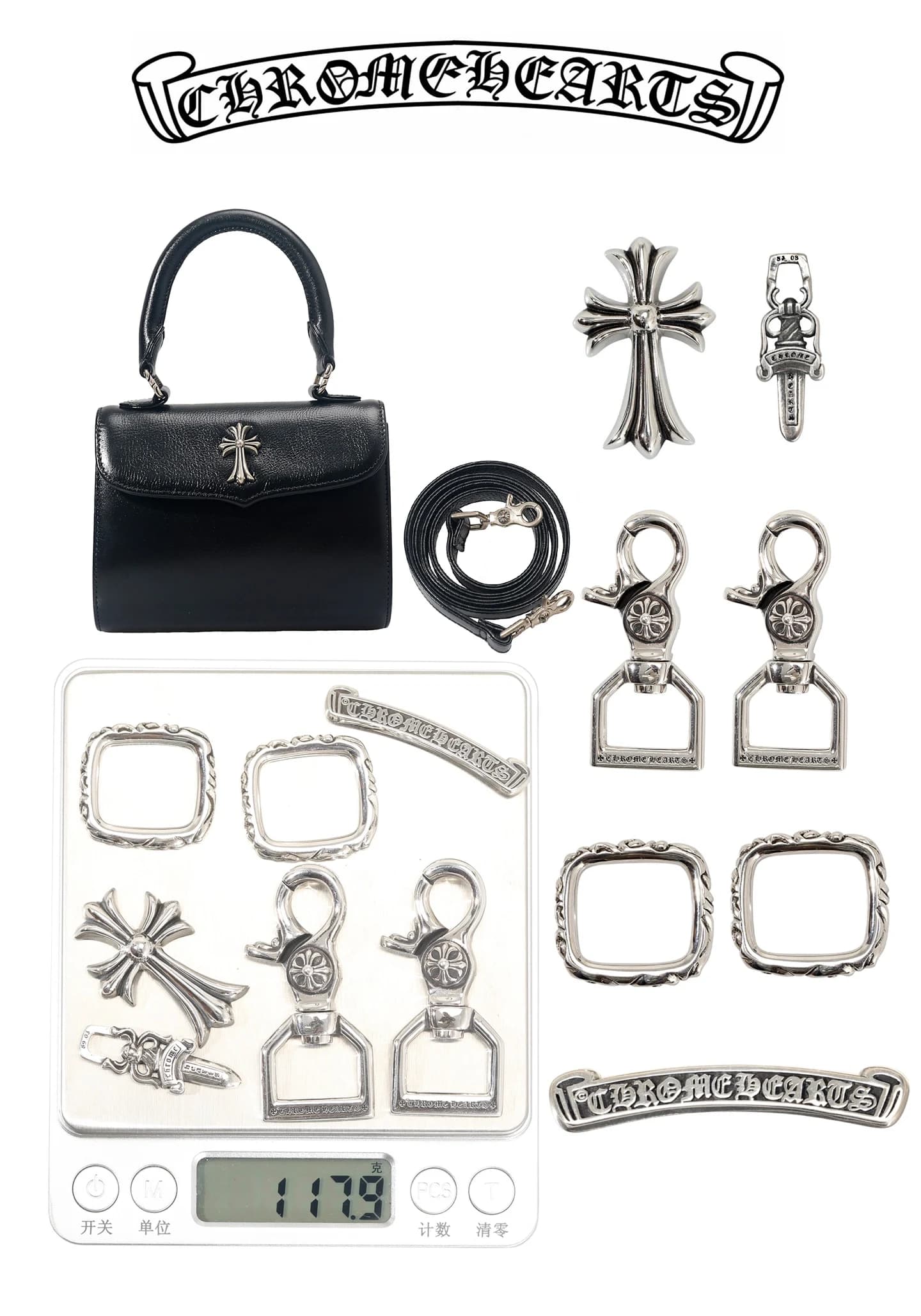 Вид спереди кожаной сумки Chrome Hearts K662