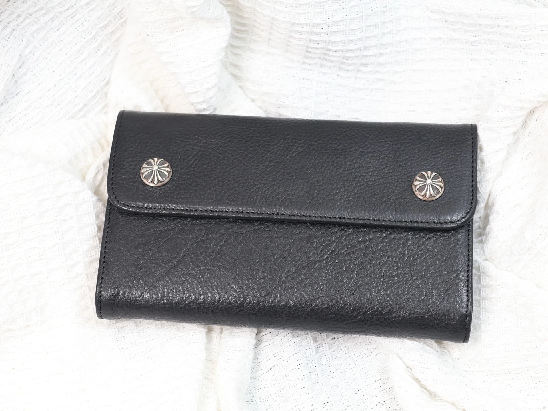 Кожаный кошелек Chrome Hearts с серебром