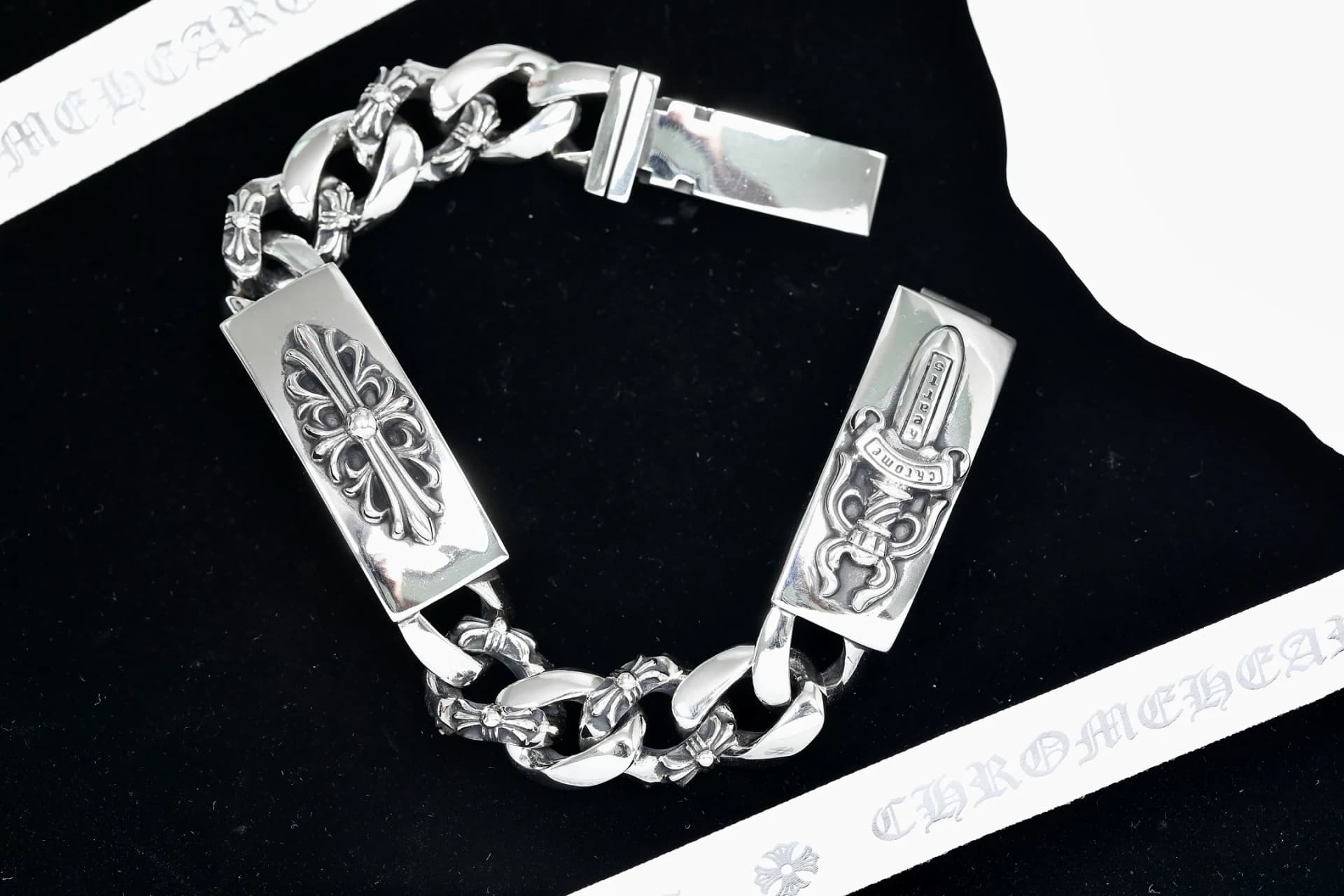 Мужской серебряный браслет-цепь Chrome Hearts с пластинами креста и кинжала
