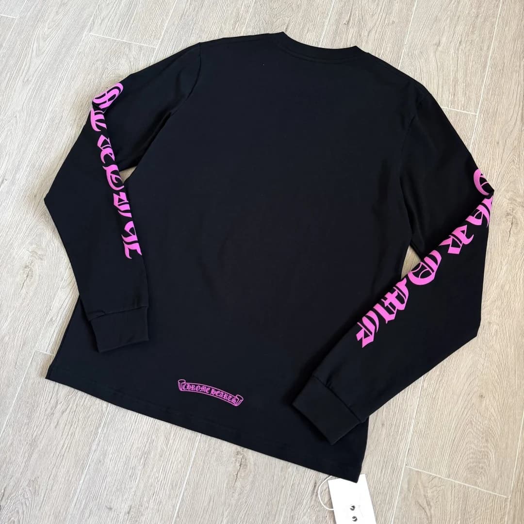 Мужской лонгслив Chrome Hearts, вид сзади под углом
